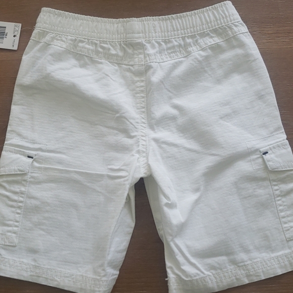 Shorts - Picture 2 of 3